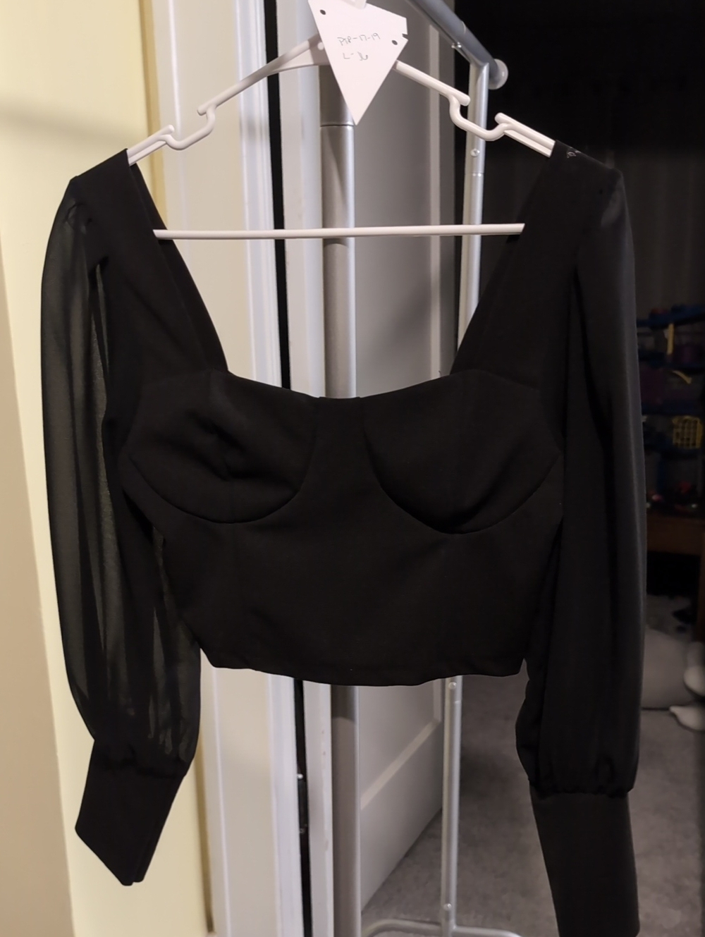 Boohoo Black Square Neck Long Sleeve Crop Top